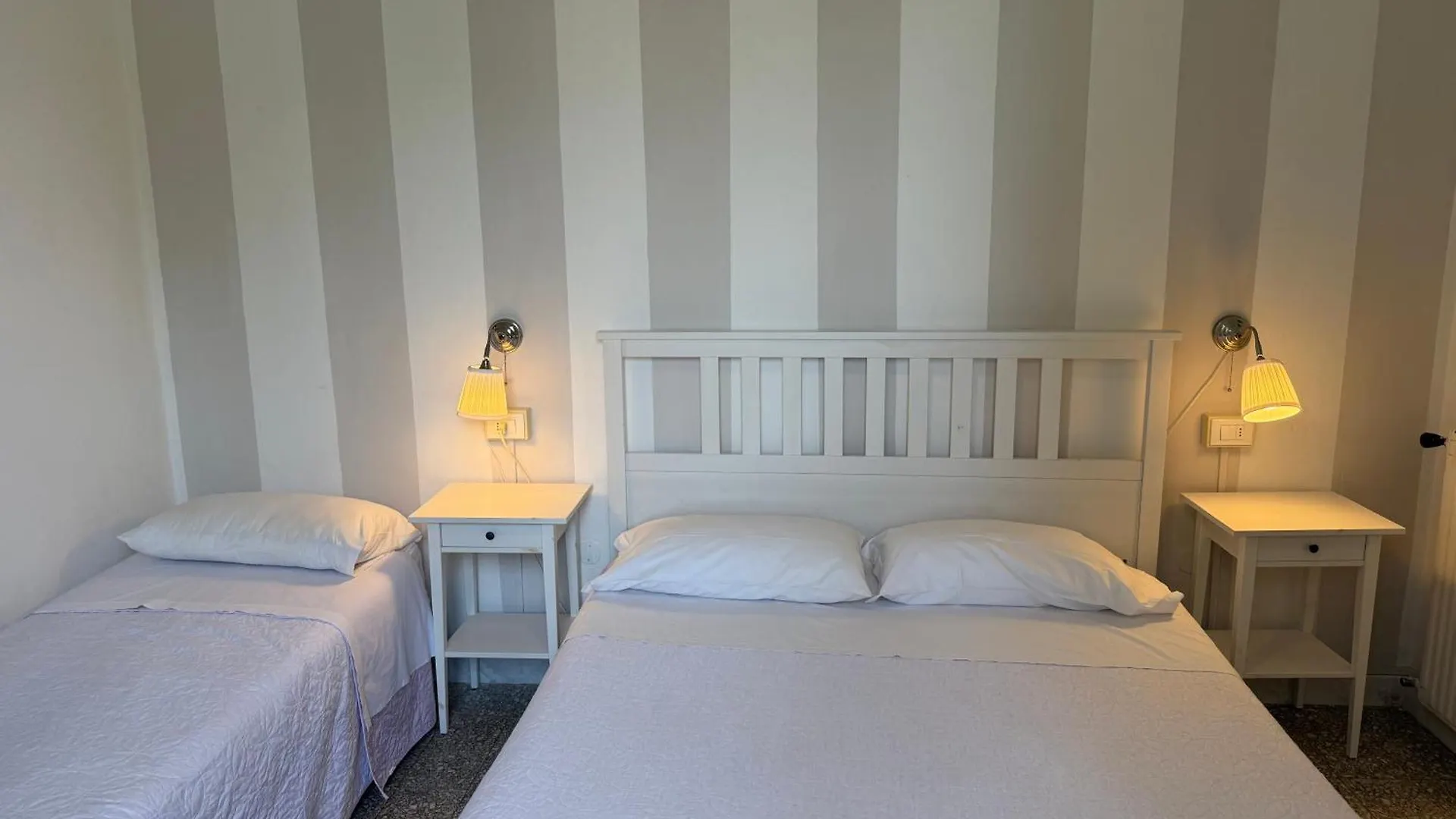 Hotel Il Delfino Tellaro 0*,  Italia